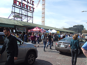 [Image 7-2] Pike Place Market of the present day (photo by the author on April 3, 2016)