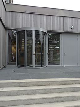 Entrance of the new Campus Library
