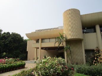  The Nehru Memorial Museum and Library