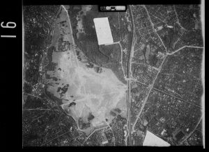 【画像８】当時の代々木の航空写真（国土地理院「地図・空中写真閲覧サービス」より）-scaled.jpg